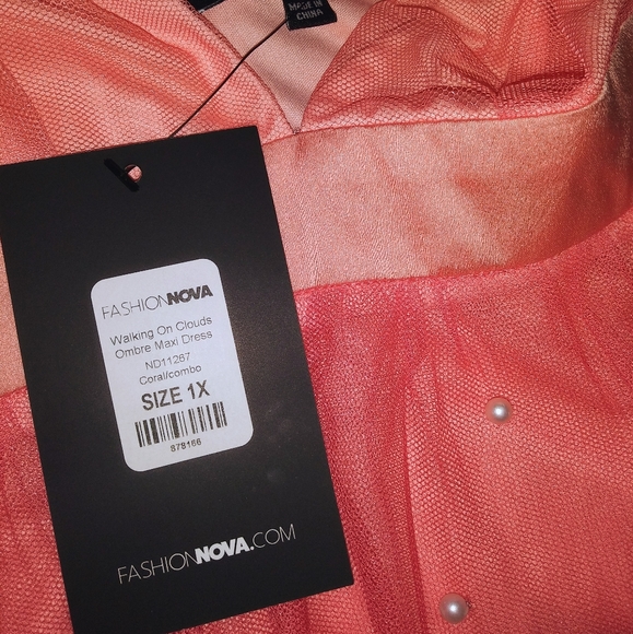 Fashion Nova "Walking On Clouds" Ombre Maxi Dress/SZ2XNWT - Picture 2 of 9